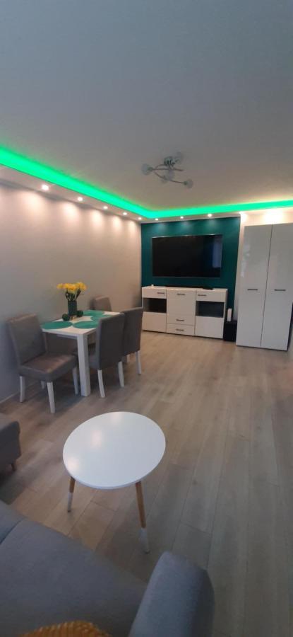 Apartament Przy Promenadzie Usteckiej Ustka Esterno foto